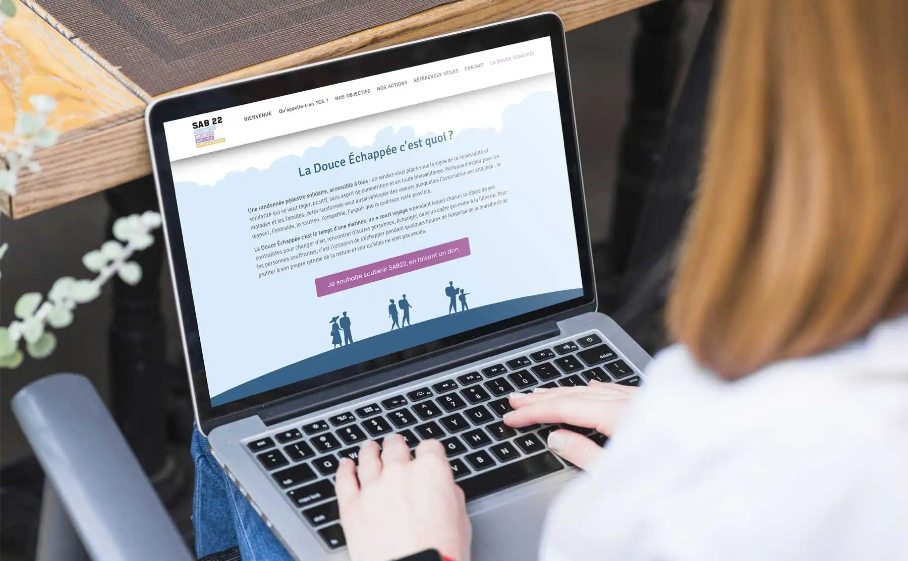 La Douce Echappée s'affiche sur le Web, une interface conçue par Westango